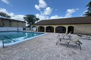 450 NW 20th St, Boca Raton, FL 33431 - Photo 18