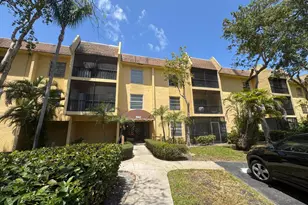 450 NW 20th St, Boca Raton, FL 33431 - Photo 1