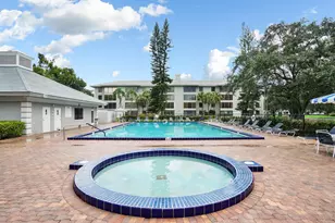 1524 Whitehall Dr, Davie, FL 33324 - Photo 36