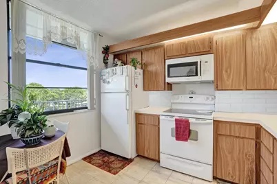 1524 Whitehall Drive #406, Davie, FL 33324 - Photo 6