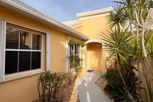 2660 Neaton Ct, Wellington, FL 33414 - Photo 4