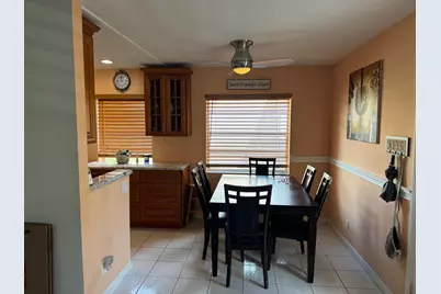 669 Burgundy N, Delray Beach, FL 33484 - Photo 2