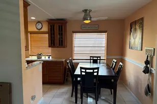 669 Burgundy N, Delray Beach, FL 33484 - Photo 2