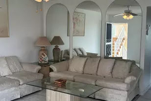 700 Village Green Ct, Palm Springs, FL 33461 - Photo 6