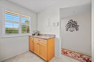 2001 Marina Isle Way, Jupiter, FL 33477 - Photo 6