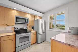 2001 Marina Isle Way, Jupiter, FL 33477 - Photo 4
