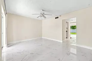 5120 Elmhurst Rd, West Palm Beach, FL 33417 - Photo 16