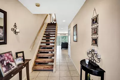 4941 Riverside Drive, Coral Springs, FL 33067 - Photo 10