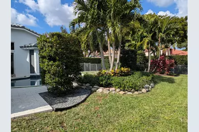 1865 NW 124th Way, Coral Springs, FL 33071 - Photo 16