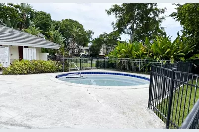 3094 Bermwood Lane #237, Hollywood, FL 33021 - Photo 38