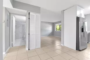 400 Nottingham Cir, Greenacres, FL 33463 - Photo 8