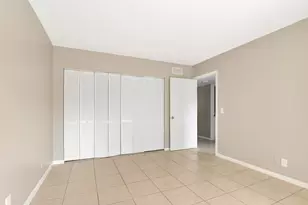 400 Nottingham Cir, Greenacres, FL 33463 - Photo 12