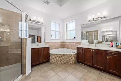 11491 NW 82nd Terrace NW, Doral, FL 33178 - Photo 24