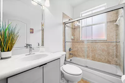 11491 NW 82nd Terrace NW, Doral, FL 33178 - Photo 14