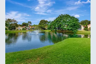 11081 Springbrook Circle, Boynton Beach, FL 33437 - Photo 6