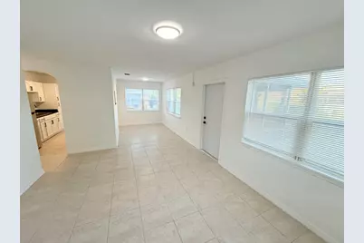 912 SE Tarpon Avenue, Stuart, FL 34994 - Photo 10