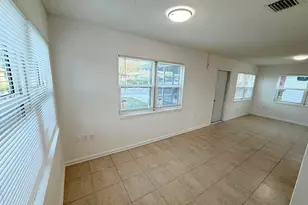 912 SE Tarpon Ave, Stuart, FL 34994 - Photo 8