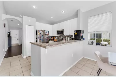 1723 NW 78th Way #1723, Pembroke Pines, FL 33024 - Photo 8
