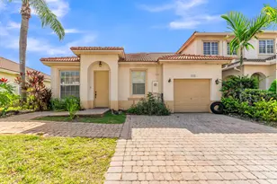 1723 NW 78th Way, Pembroke Pines, FL 33024 - Photo 4