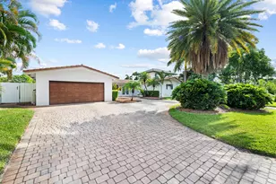 2011 NE 55th St, Fort Lauderdale, FL 33308 - Photo 1
