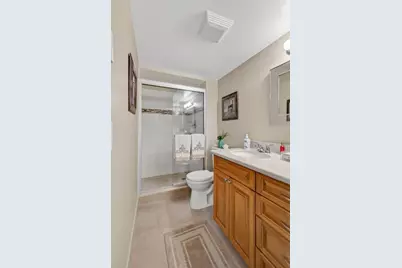 101 Wellington C, West Palm Beach, FL 33417 - Photo 18