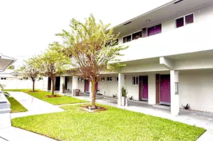720 NE 7th St, Hallandale Beach, FL 33009 - Photo 1