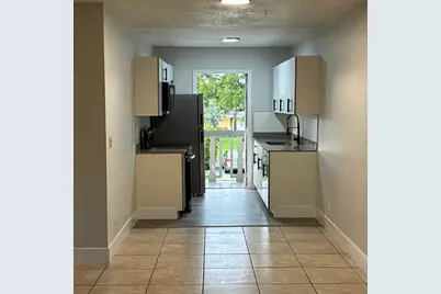 720 NE 7th Street #5, Hallandale Beach, FL 33009 - Photo 4