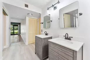 5800 Camino Del Sol, Boca Raton, FL 33433 - Photo 16