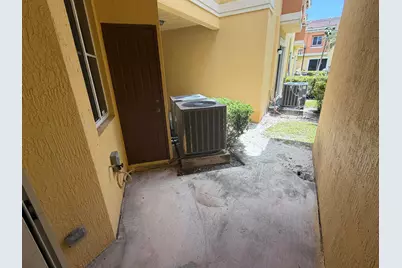 8928 SW 18th Street, Miramar, FL 33025 - Photo 22