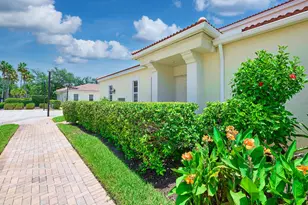 530 Commons Dr, Palm Beach Gardens, FL 33418 - Photo 4