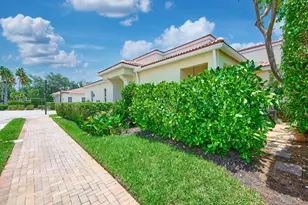 530 Commons Dr, Palm Beach Gardens, FL 33418 - Photo 6