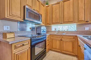 530 Commons Dr, Palm Beach Gardens, FL 33418 - Photo 22