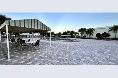 213 Wellington L, West Palm Beach, FL 33417 - Photo 20