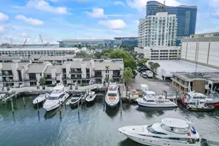 40 Portside Dr, Fort Lauderdale, FL 33316 - Photo 42