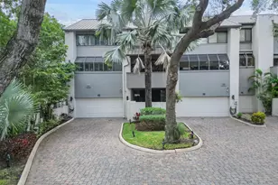 40 Portside Dr, Fort Lauderdale, FL 33316 - Photo 2