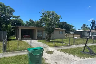 10741 SW 150th Terrace, Miami, FL 33176 - Photo 2
