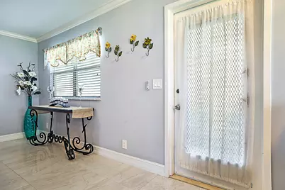 308 Saxony G, Delray Beach, FL 33446 - Photo 6