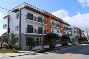 2202 N Tamarind Ave, West Palm Beach, FL 33407 - Photo 1