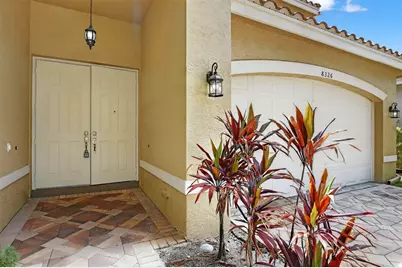 8326 Emerald Winds Circle, Boynton Beach, FL 33473 - Photo 2