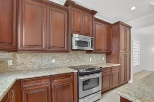 8326 Emerald Winds Cir, Boynton Beach, FL 33473 - Photo 16