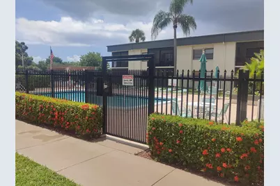 225 SE 10th Street #11D, Deerfield Beach, FL 33441 - Photo 2