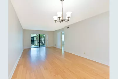 225 SE 10th Street #11D, Deerfield Beach, FL 33441 - Photo 4