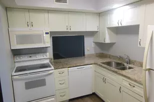 105 Lake Helen Dr, West Palm Beach, FL 33411 - Photo 4