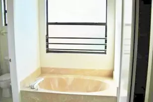 1741 NW 104th Ave, Plantation, FL 33322 - Photo 8