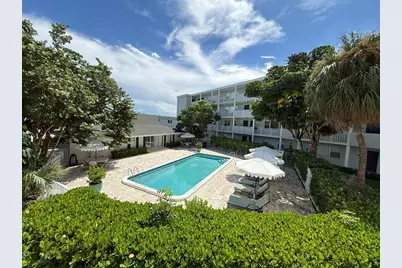 537 S Sequoia Drive #Apt 309, West Palm Beach, FL 33409 - Photo 6