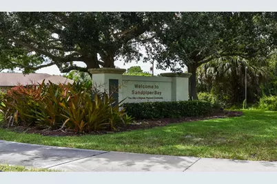 2937 SE Darien Road, Port Saint Lucie, FL 34952 - Photo 4