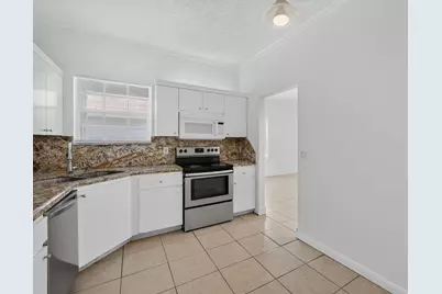 3871 Circle Lake Drive, West Palm Beach, FL 33417 - Photo 18
