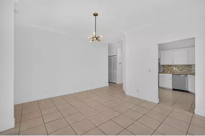 3871 Circle Lake Drive, West Palm Beach, FL 33417 - Photo 12