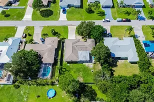 471 SE Lamon Ln, Port Saint Lucie, FL 34983 - Photo 28