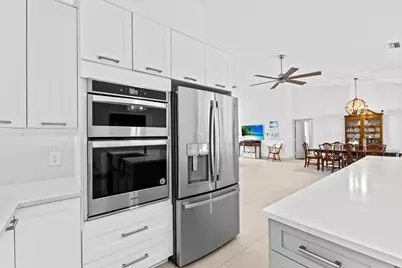 10223 Hunt Club Lane, Palm Beach Gardens, FL 33418 - Photo 16